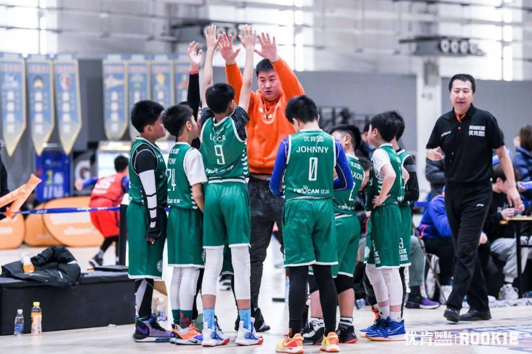 APP下载-包含刚刚！今晨塞维利亚调整名单以备英超Rookie在篮网比赛中失利，波士顿凯尔特人单刀错失备战意甲的词条